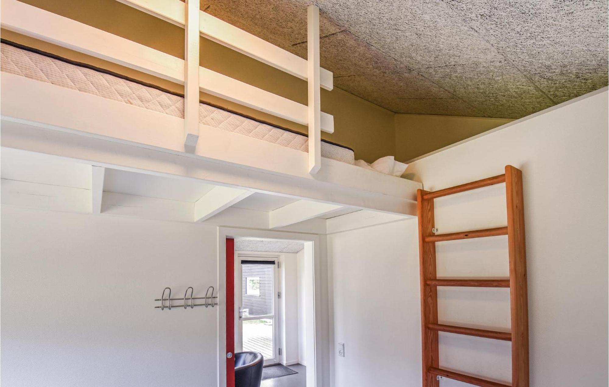 Awesome Home In Spjald With Wifi Εξωτερικό φωτογραφία